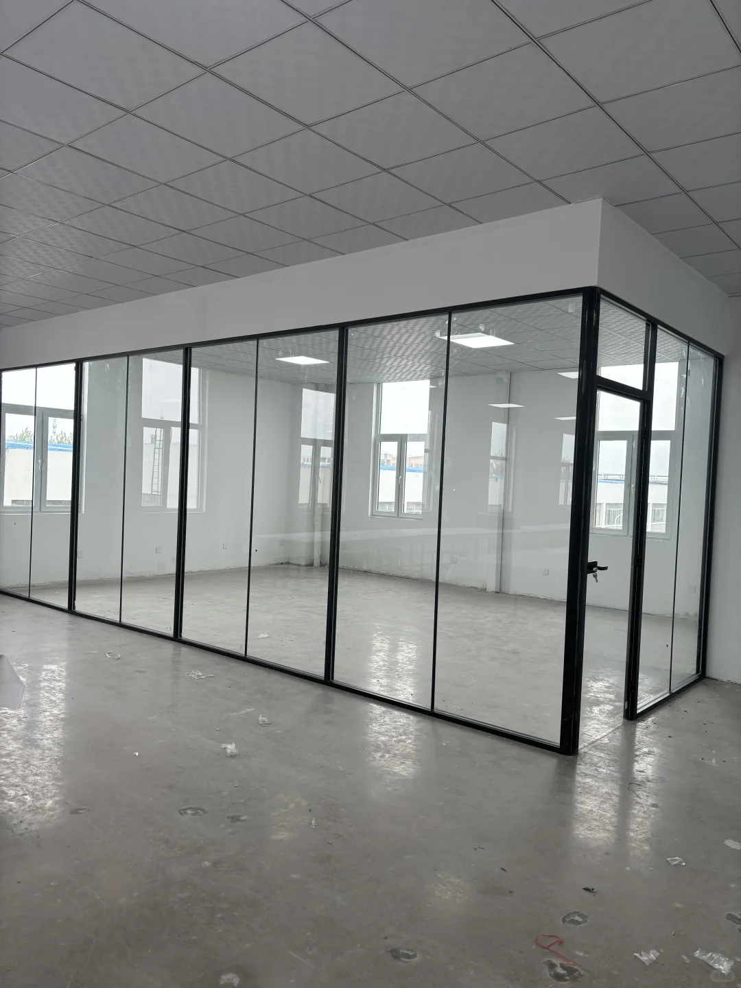 青岛透明玻璃隔断168一平方起