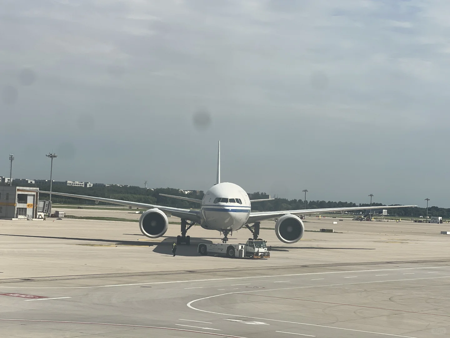 最大的双发宽体客机还得是波音777