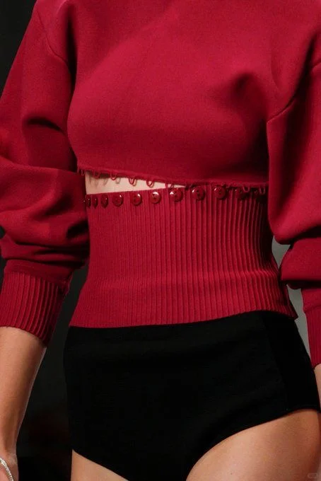 服装分享｜褶皱、纽扣