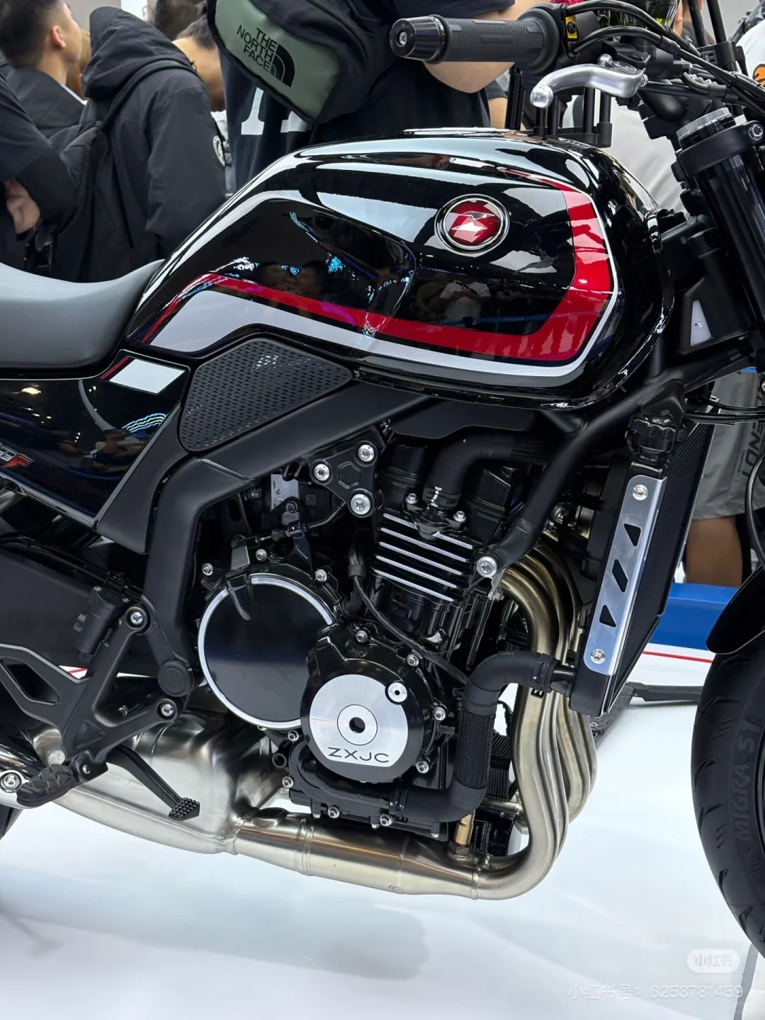 张雪500F的发动机，是见过最凌乱的