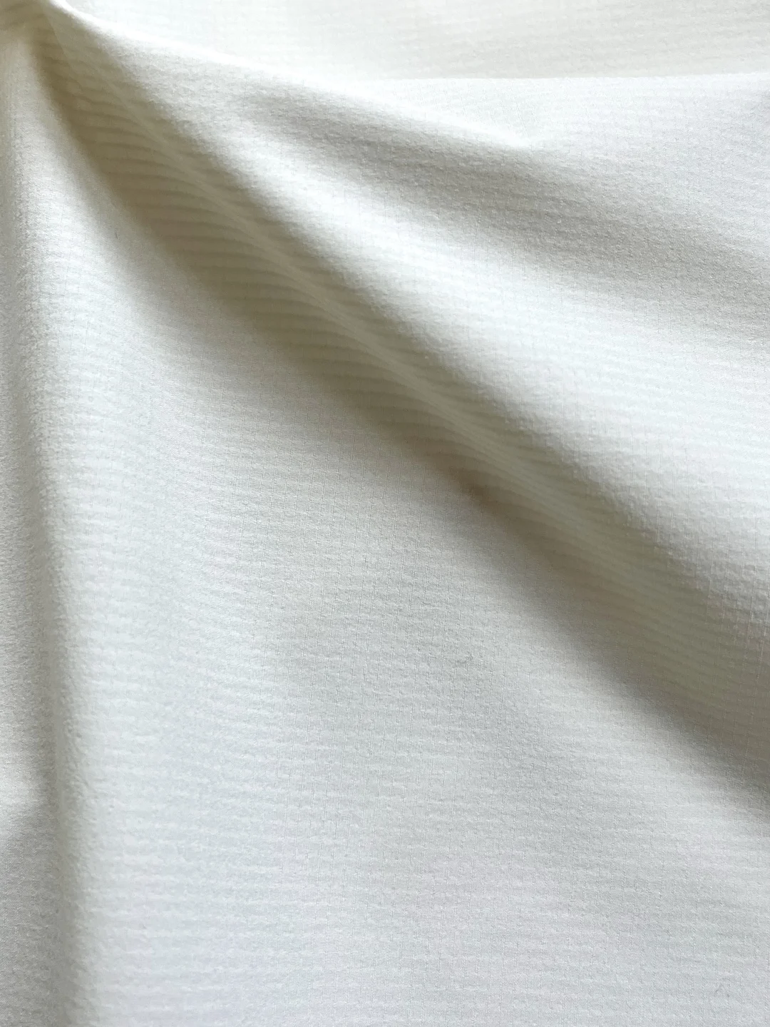 超轻如羽触感沁凉|防晒速干弹力户外面料