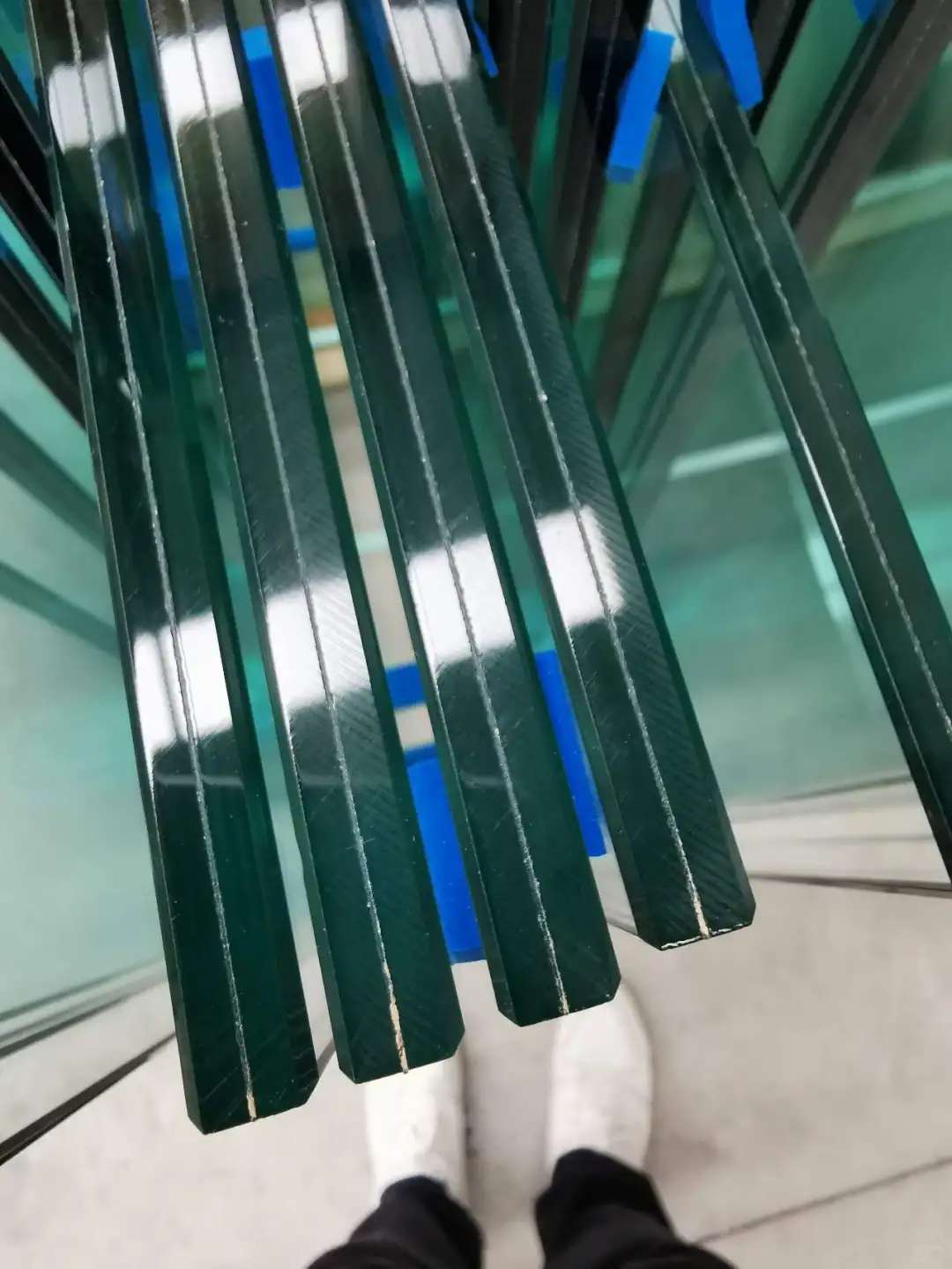 求推广：寻国内专业厂家提供玻璃切割机