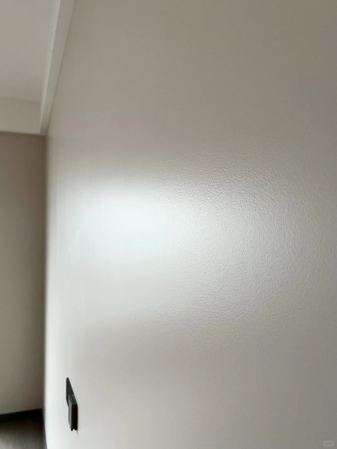 邓恩涂料｜师傅说蛋壳光施工手拿把掐