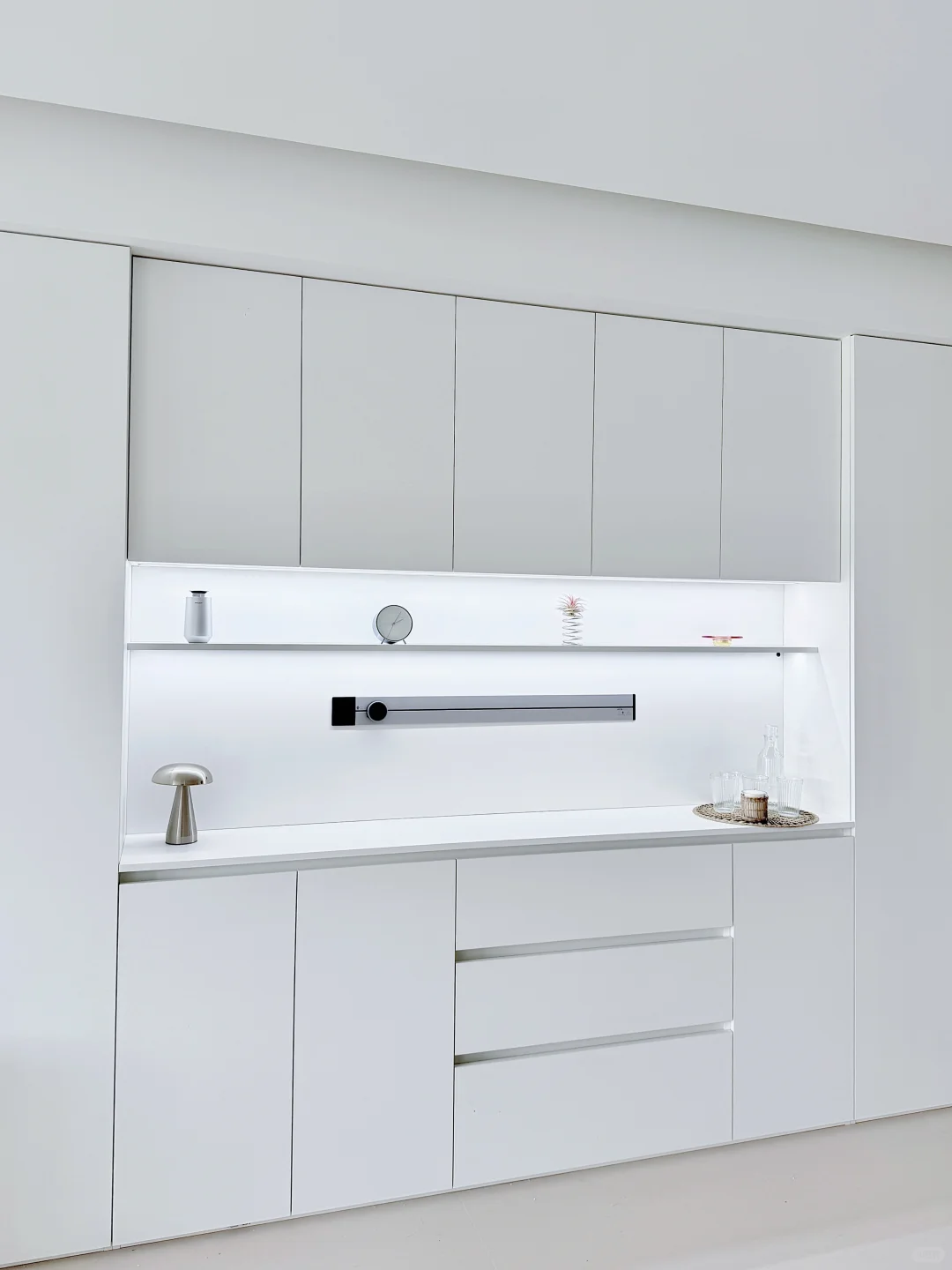 有光的极简餐边柜✨✨✨