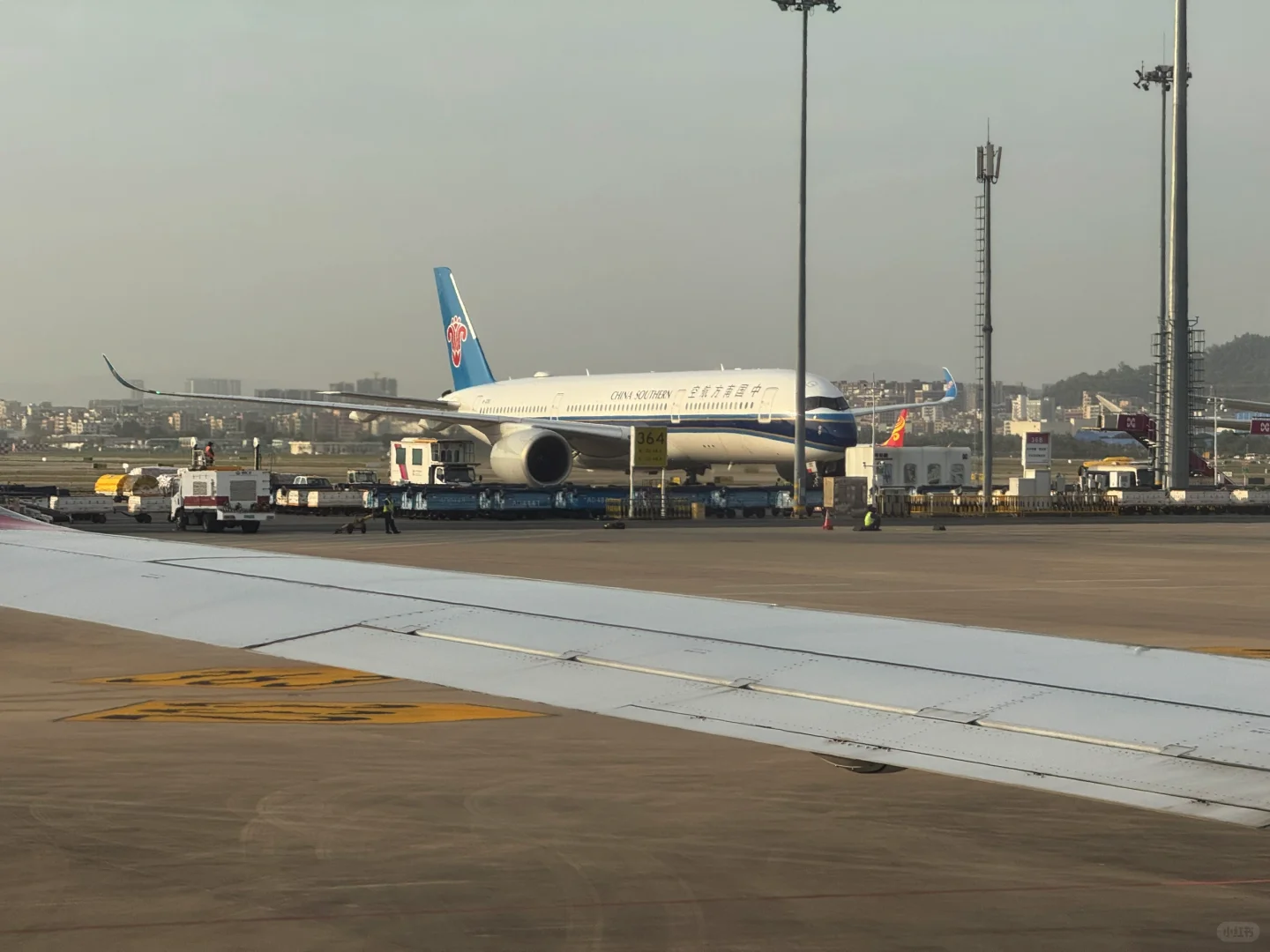 交换一张你在航站楼里拍的飞机✈