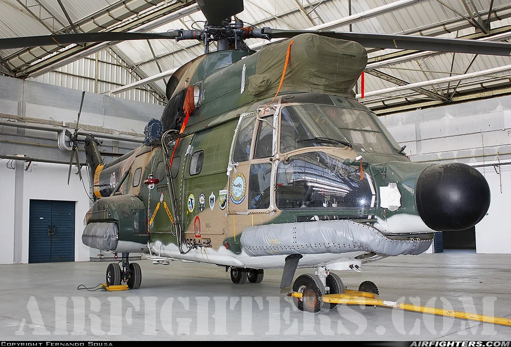 美洲豹SA-330多用途直升机