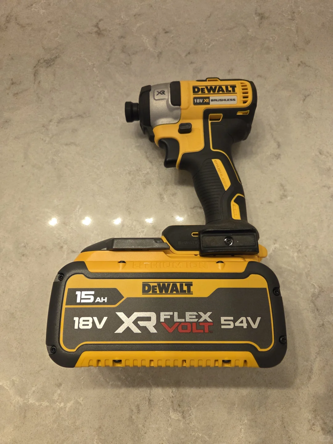 电动螺丝刀：这对吗？