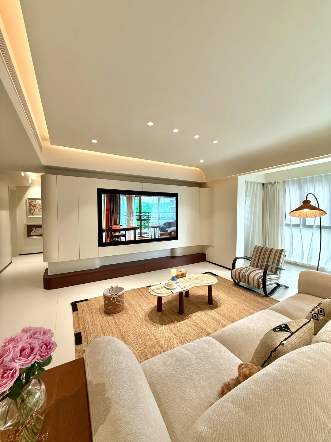 朋友来参观我家后说，难怪我不爱出门。。。