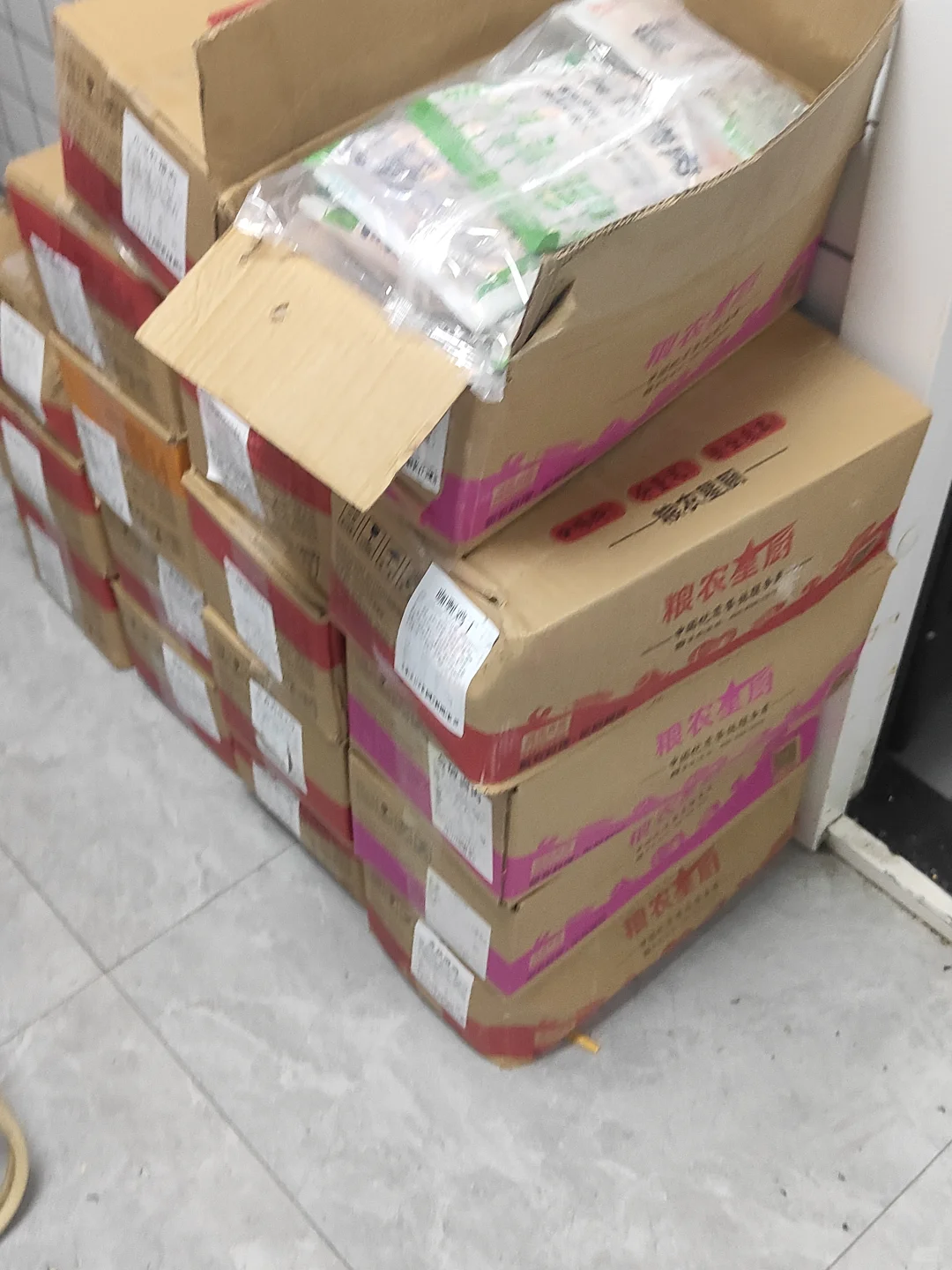 这预制盖浇饭你就吃吧