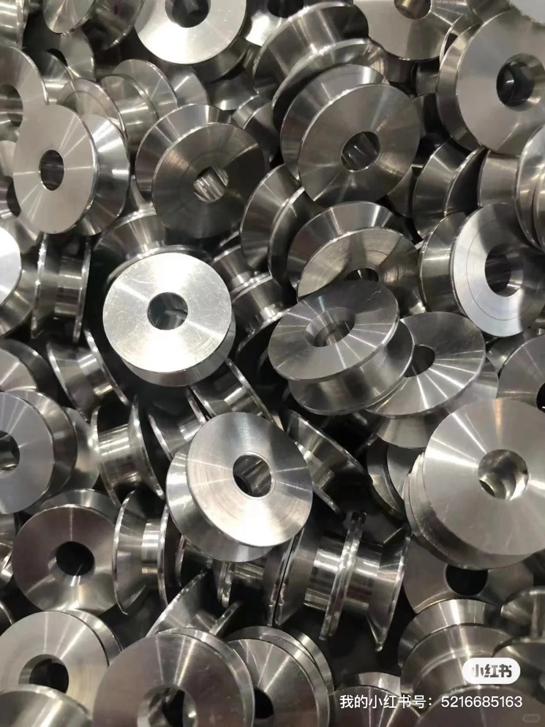 各类齿轮、链轮 齿轴传动 法兰花键轴伞齿轴