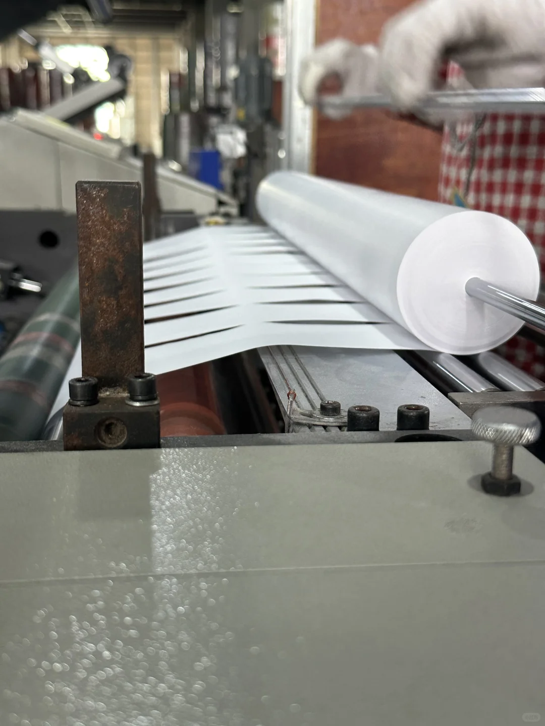 热敏收银纸是怎么生产出来的？