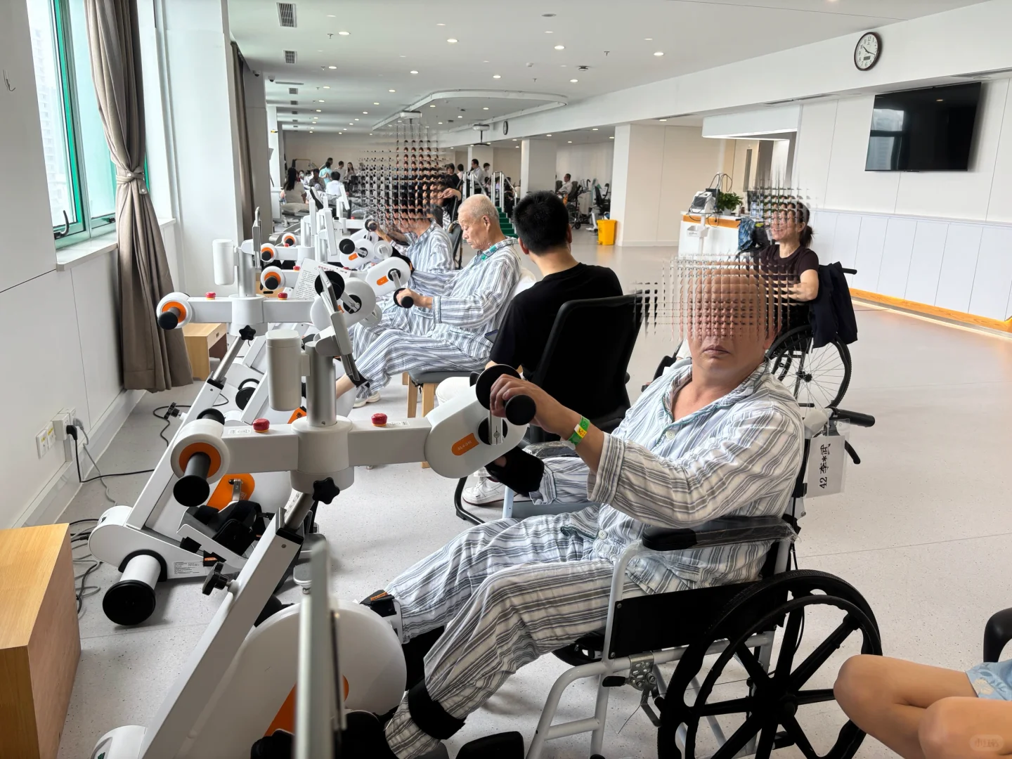 下肢康复治疗区的宝贝先亮相！