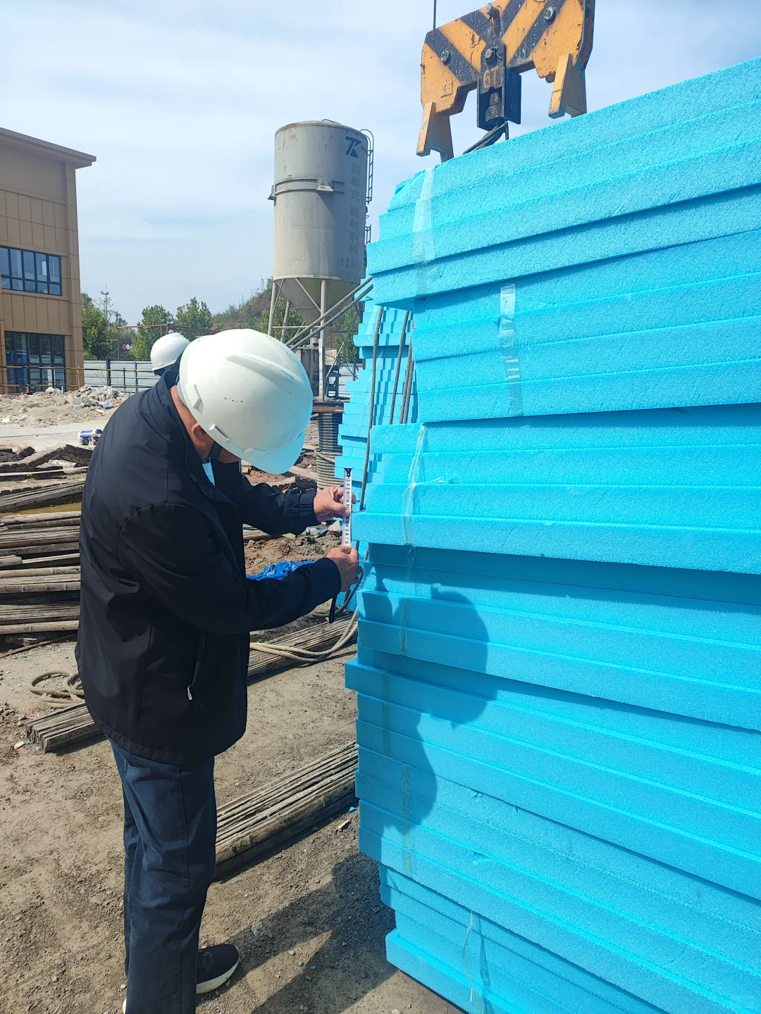 工地资料员|屋面铺设挤塑板有什么作用?