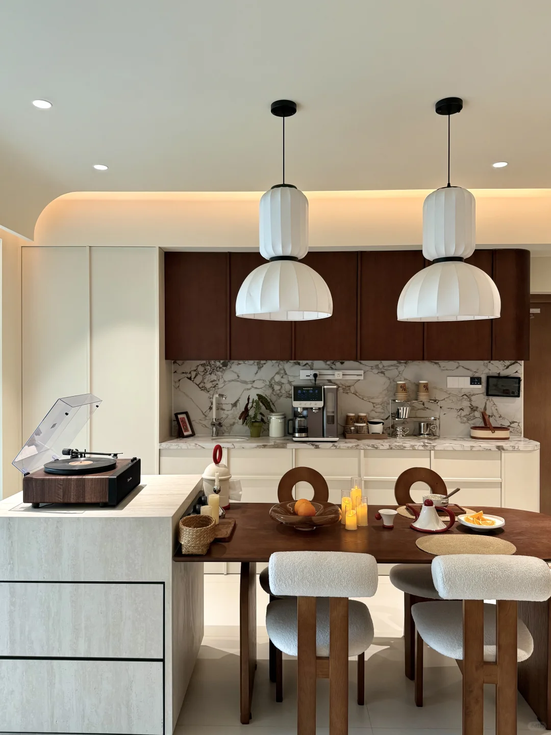 朋友来参观我家后说，难怪我不爱出门。。。