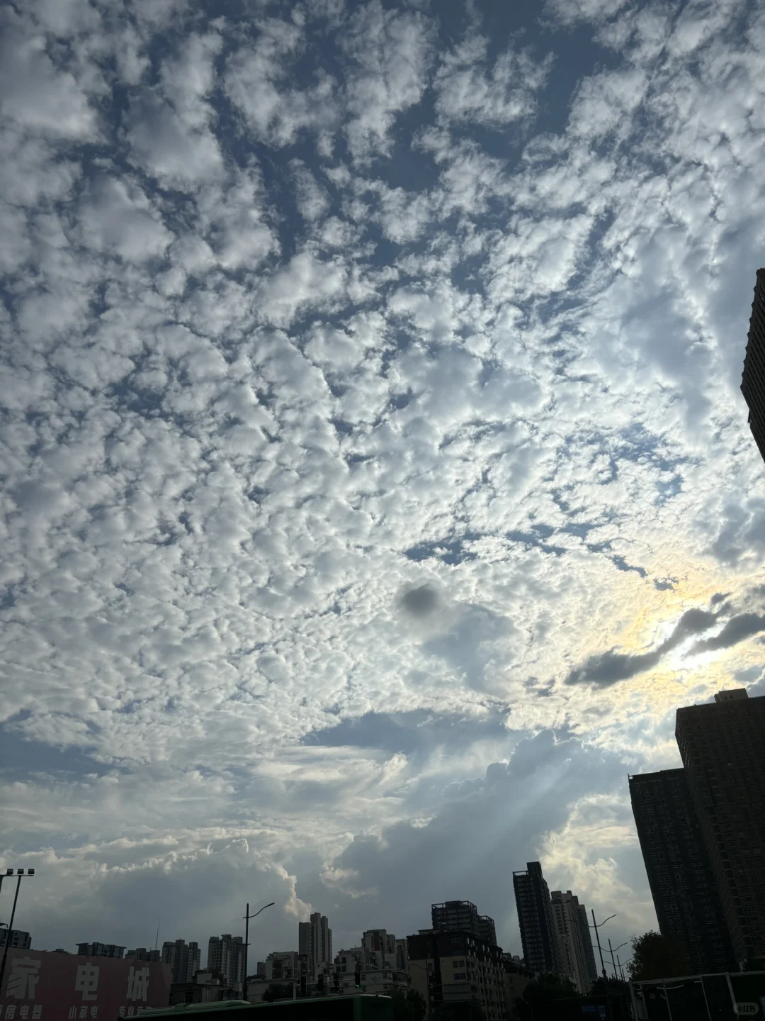 大件运输 注意避让