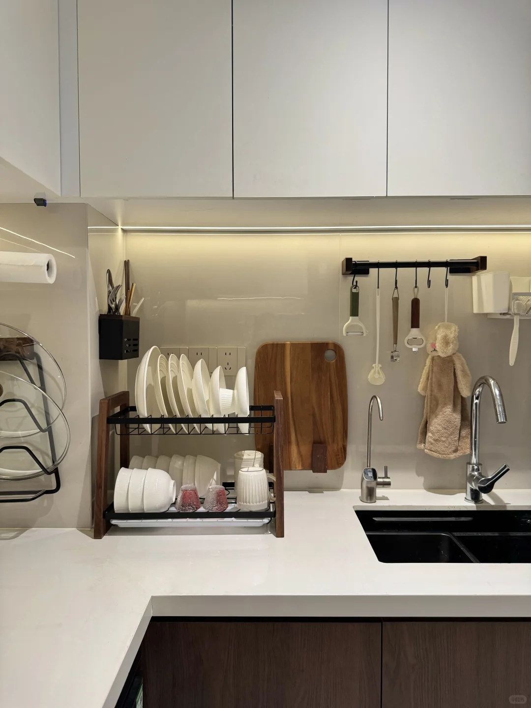 替大家试过了！中古极简厨房真的很耐看⚪️?