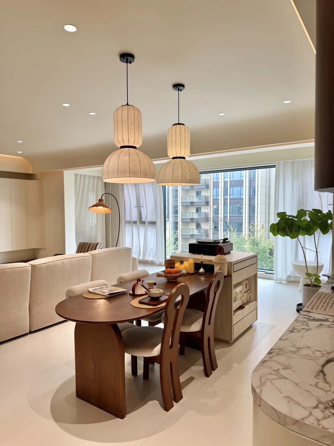 朋友来参观我家后说，难怪我不爱出门。。。