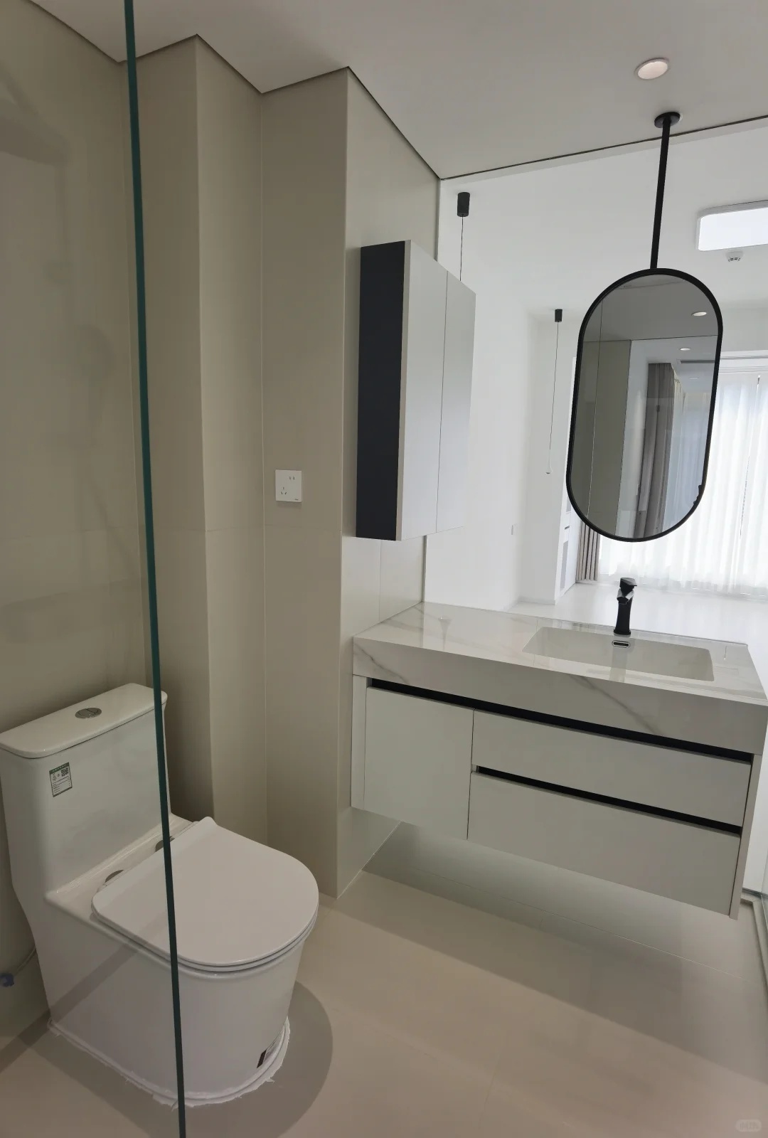 透明玻璃卫生间，细节满满