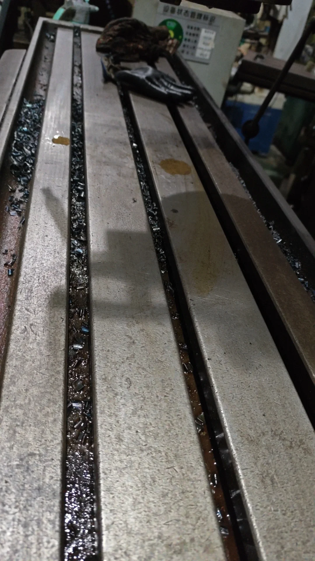 北京第一机床厂400K铣床，加工台面1.6米的