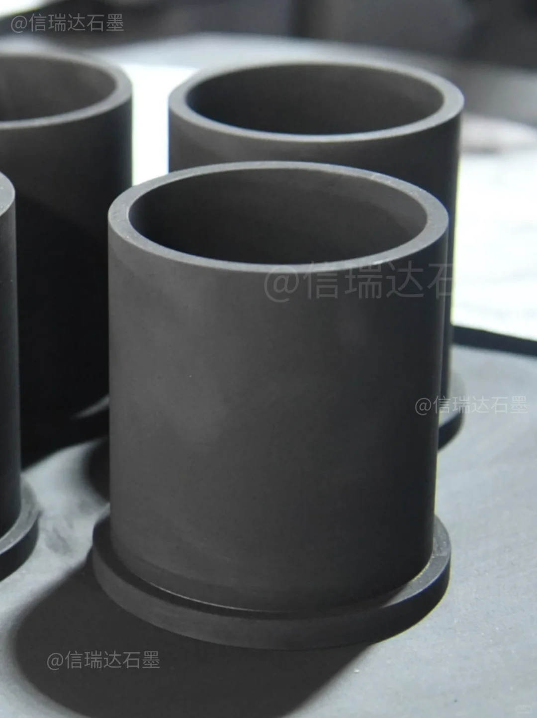 制造业真黑啊！看着差不多的材料价格差3倍