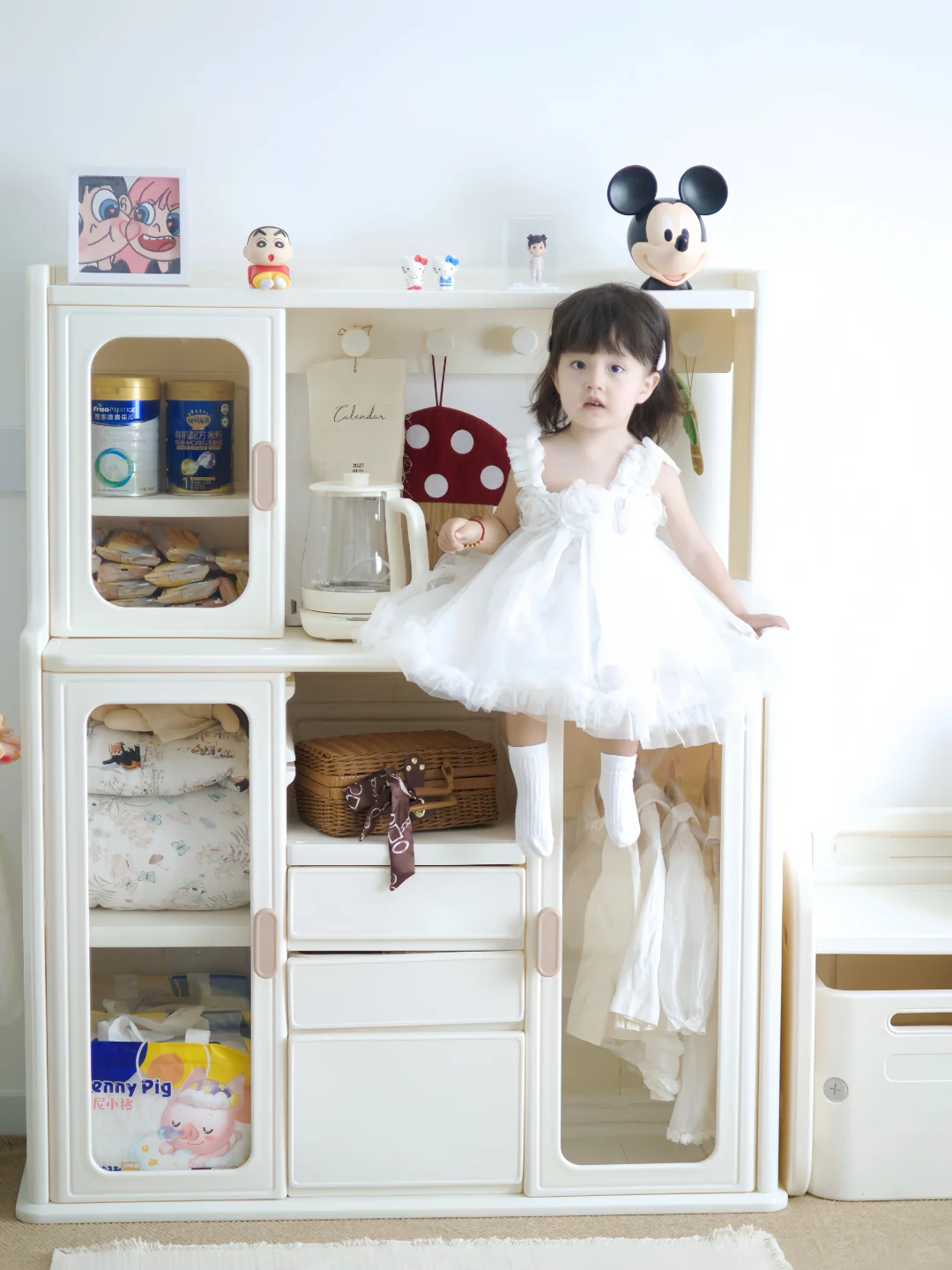 在童话收纳柜里，藏着她的小小世界