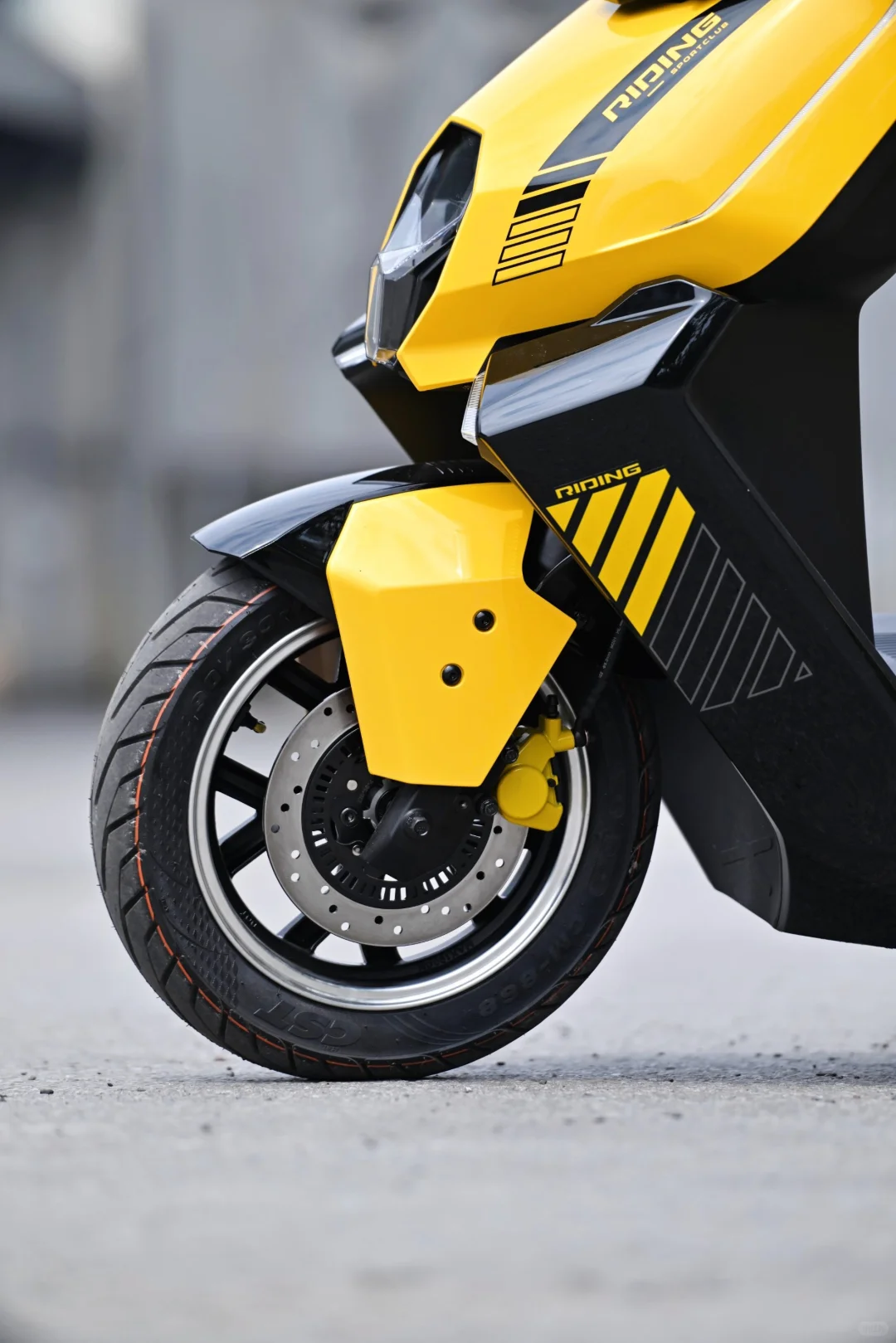 爱玛带ABS的车型终于来了！