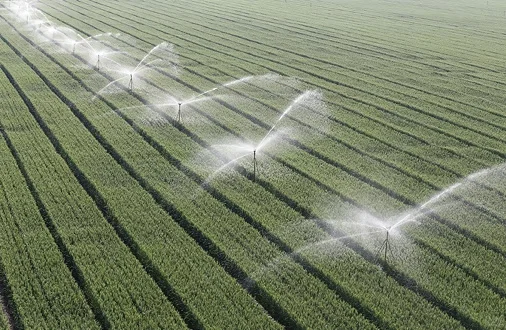 用科技重塑现代农业灌溉方式