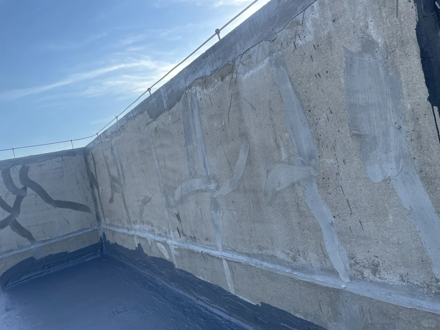 自己刷屋顶防水