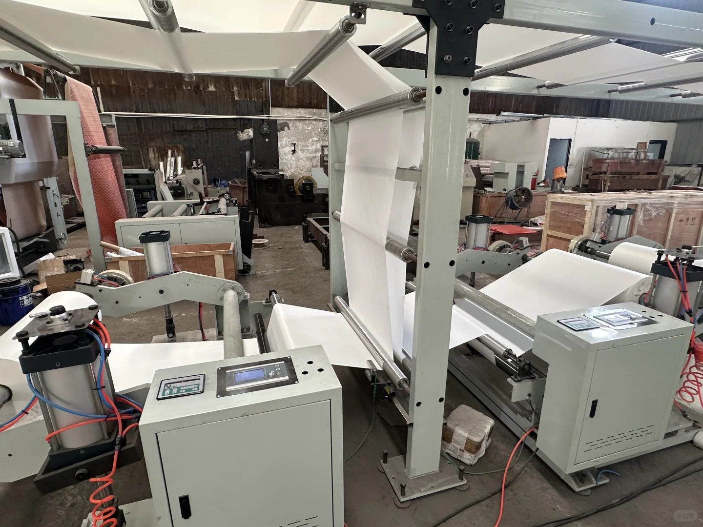 纸张四放卷压纹+分切