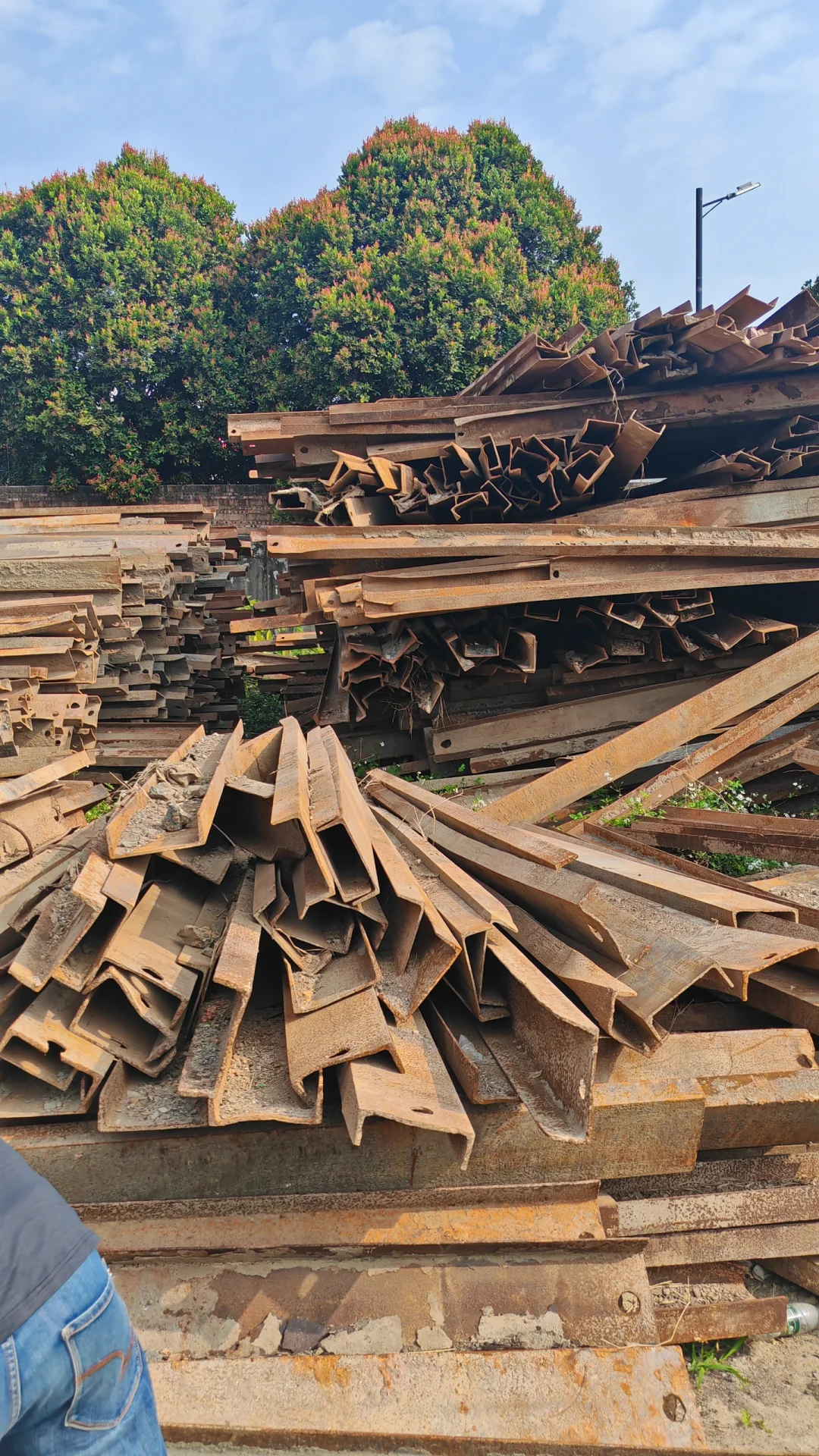 回收（销售）建筑类钢材建材