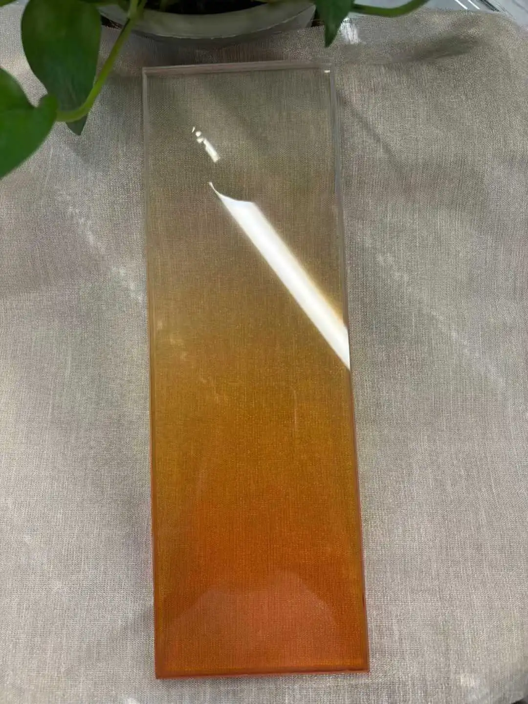 ✨渐变色玻璃:给空间加一层滤镜の美学