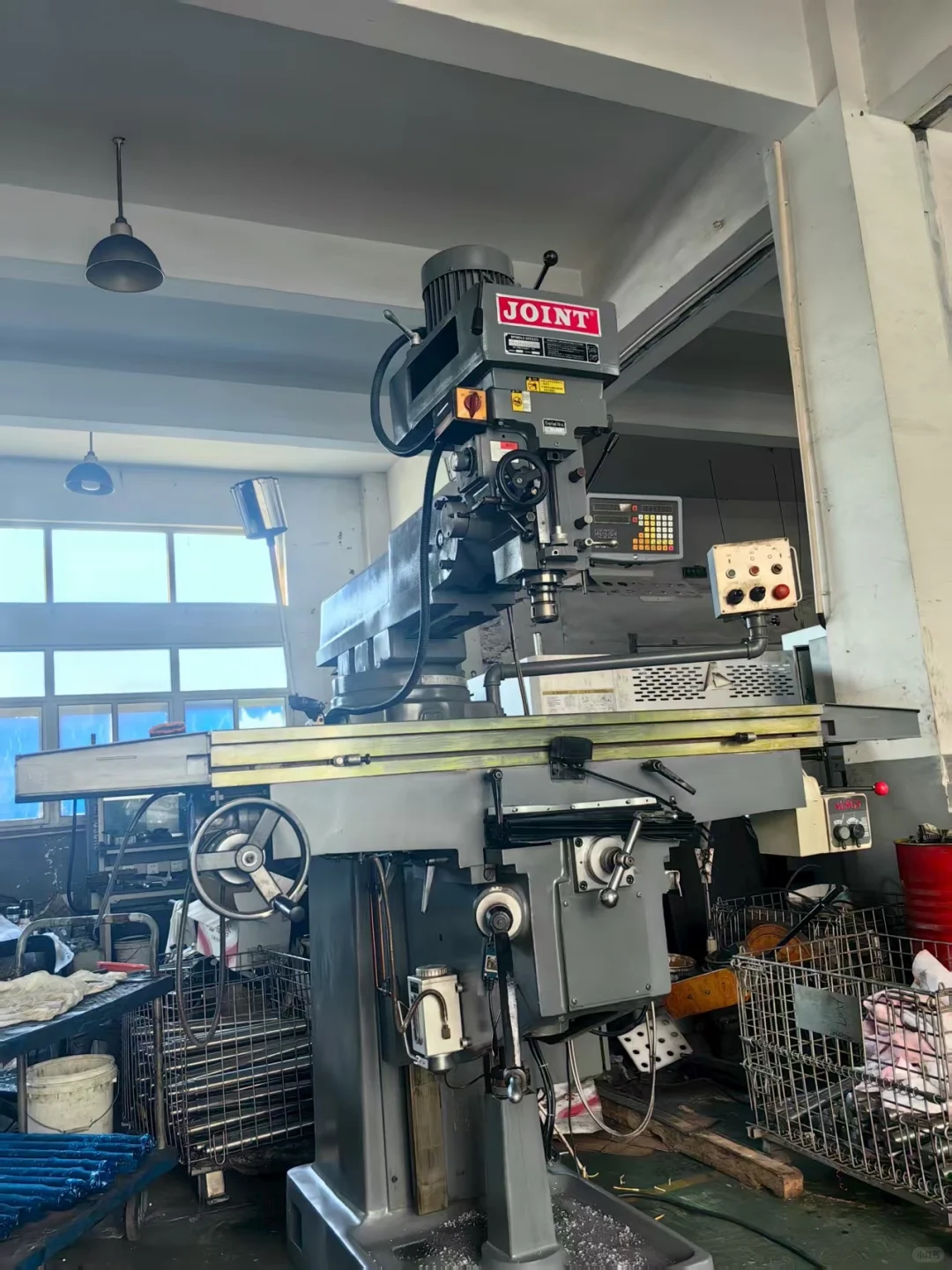 这样99新的机床到底咋出出去