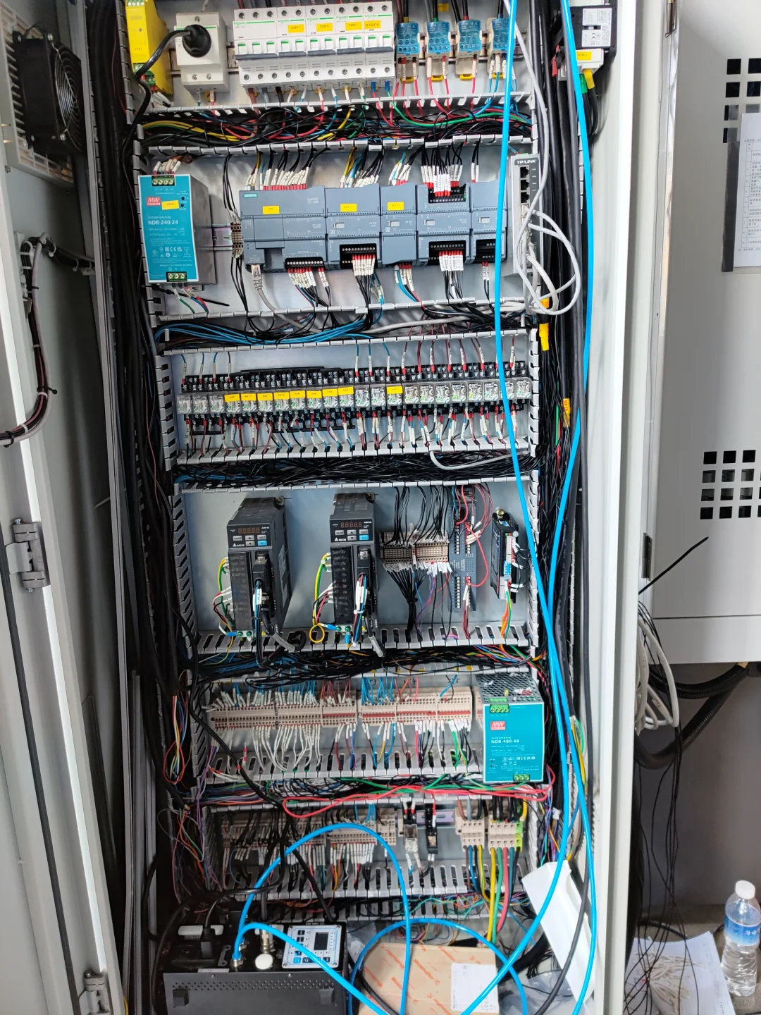 体验一下电工的另一路线