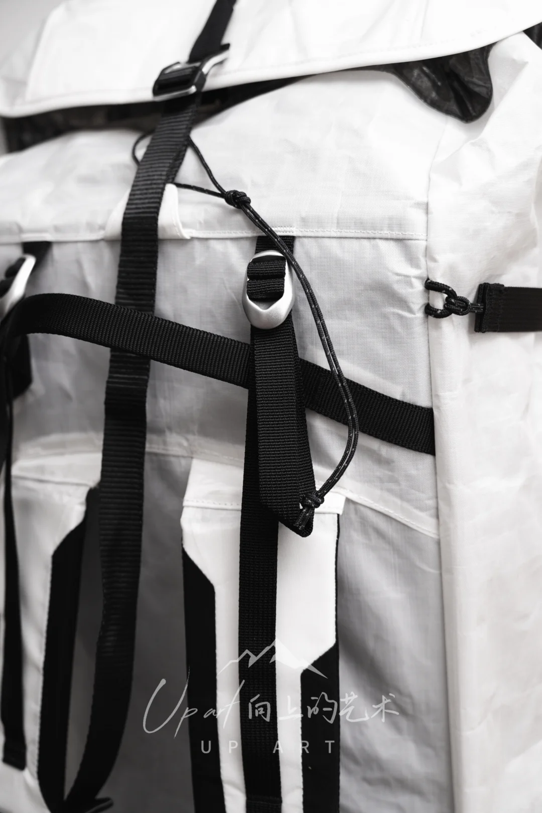 Dyneema跟Aluuja面料对比