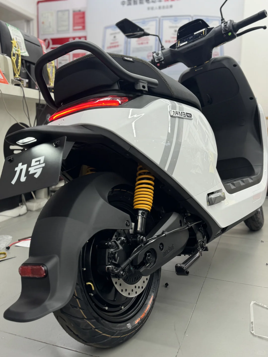 九号m395c前后双Abs？