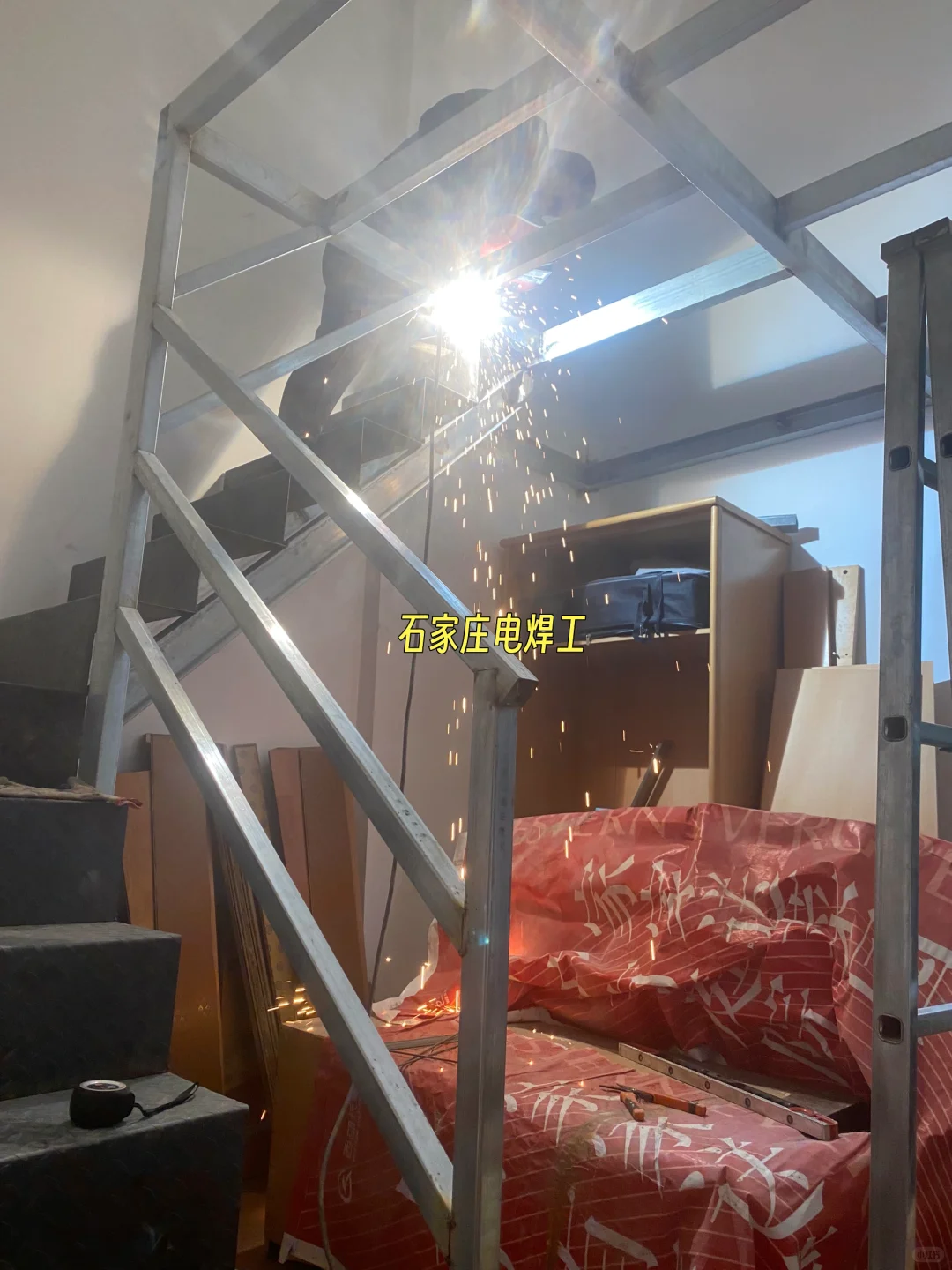 电焊工个人接活，上门维修，开焊补焊加工制作