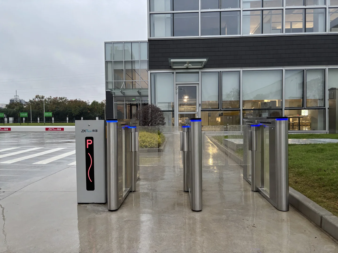 安防监控,门禁一卡通