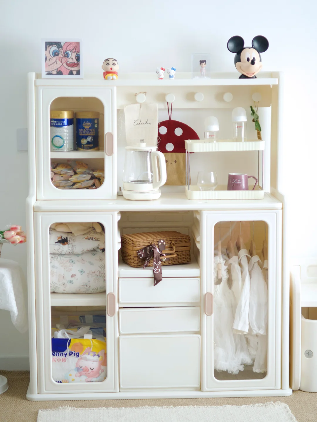 在童话收纳柜里，藏着她的小小世界