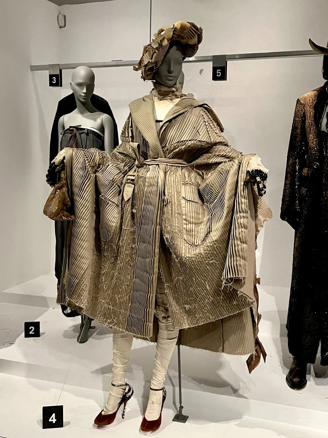 近距离看 Margiela｜Dirty Looks 展览