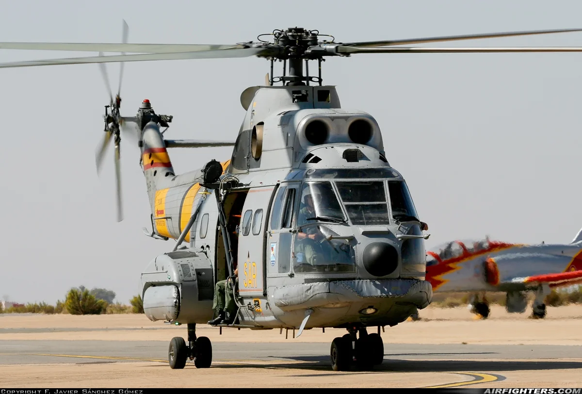 美洲豹SA-330多用途直升机