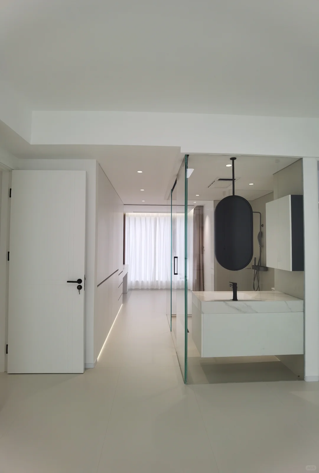 透明玻璃卫生间，细节满满