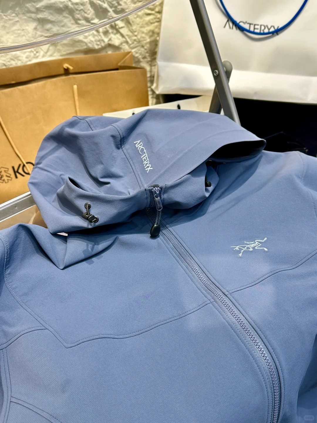 户外冲锋衣面料：雷杰Reze