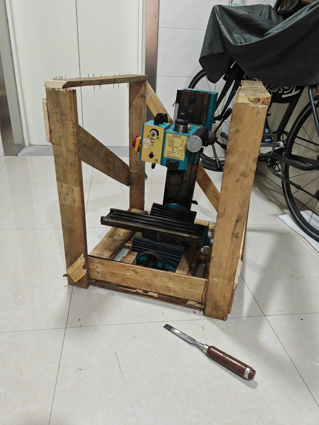 一台废旧铣床的新生