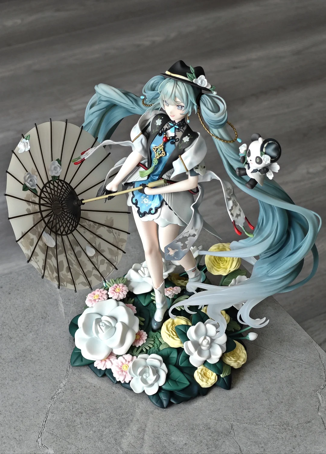 天青色等烟雨，而我在等你....