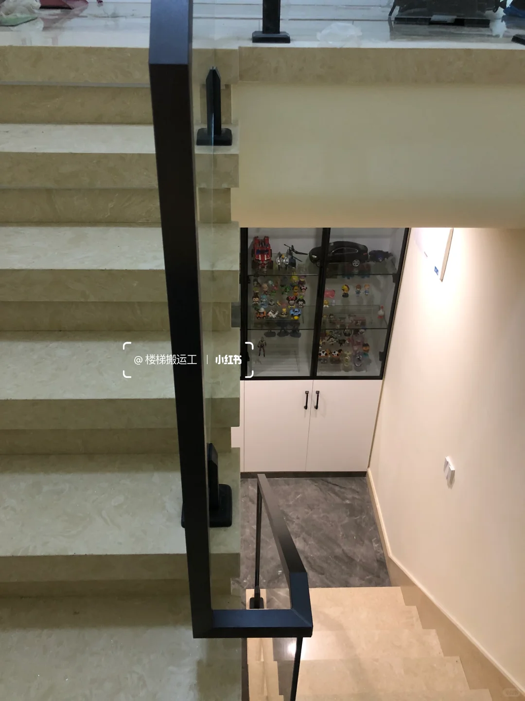 超香的350一米玻璃扶手