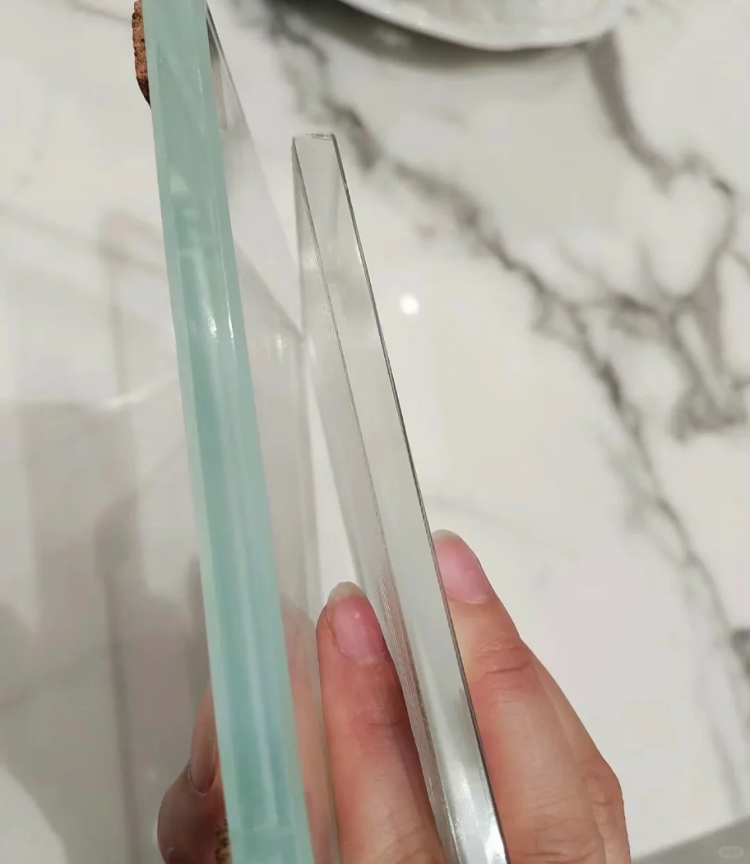 普通白玻跟超白玻到底选哪一个？