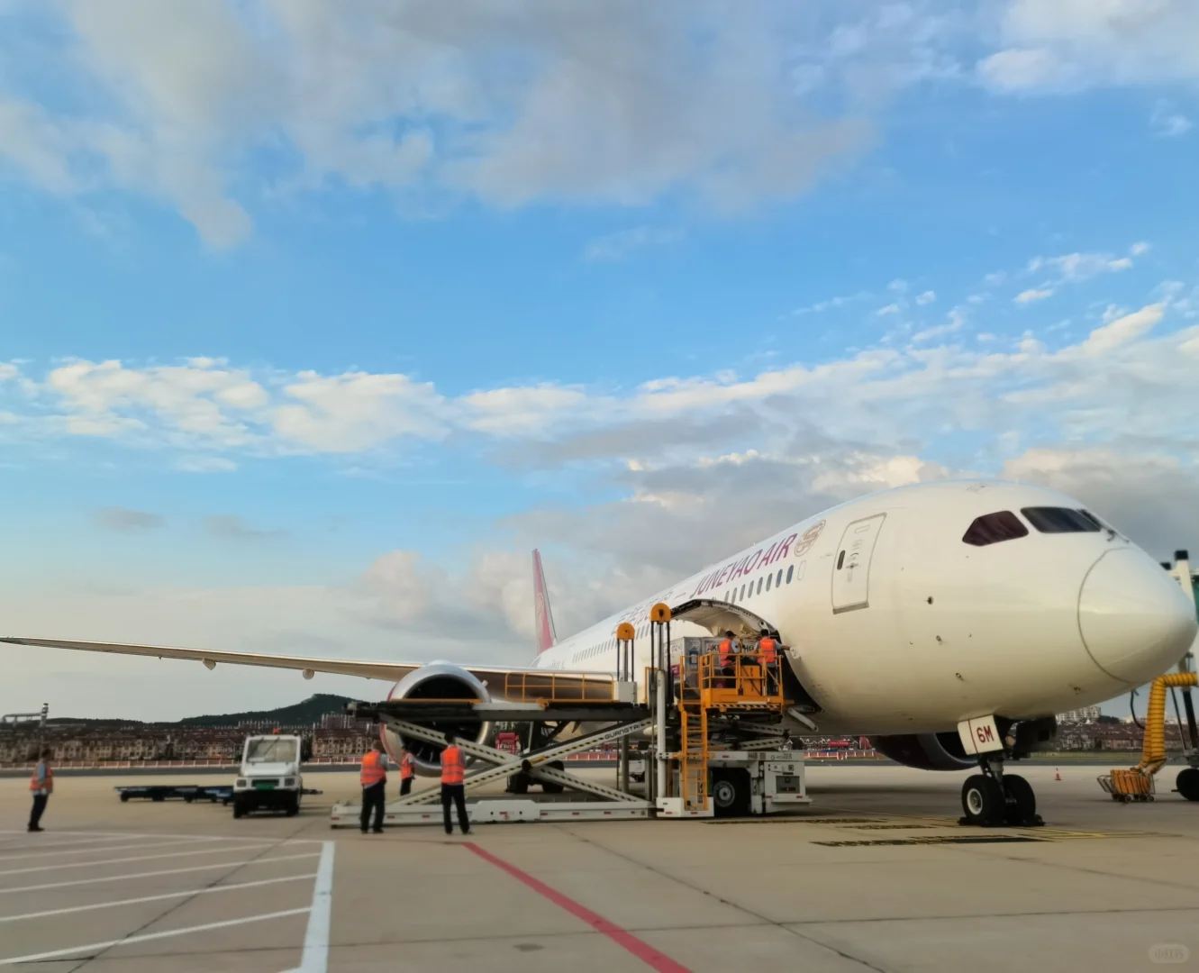 阔别两年吉祥航空789再次现身大连