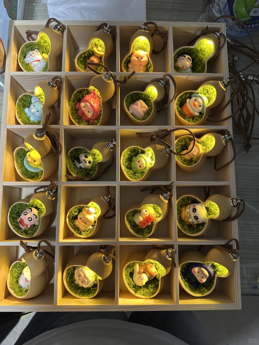 葫芦灯批发，高品质公仔