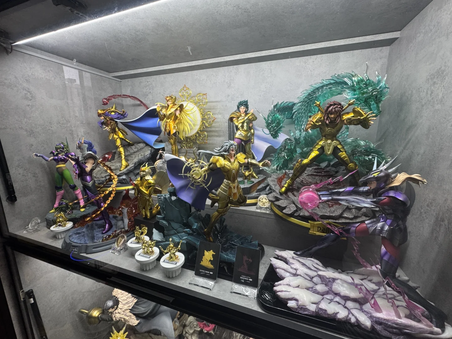 低价甩卖老公的手办玩具，上海自提！！