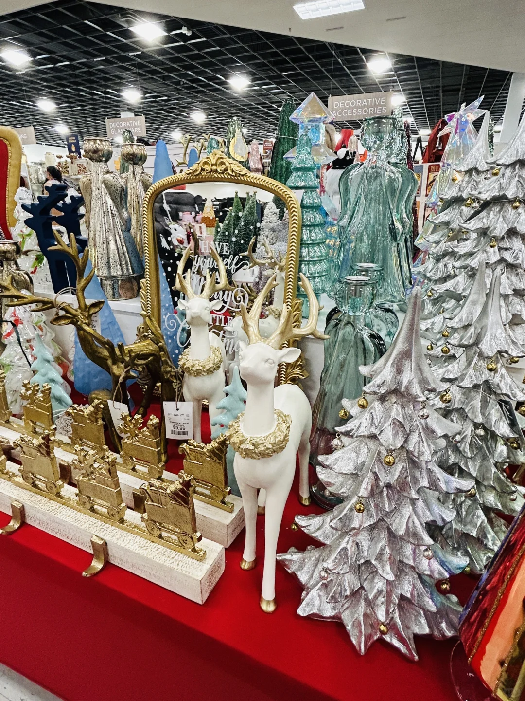 又到去home goods 淘圣诞节装饰品的时候